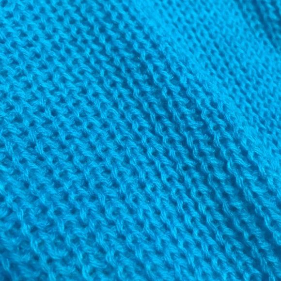 Vintage bright blue oversized knit sweater - Picture 5 of 5